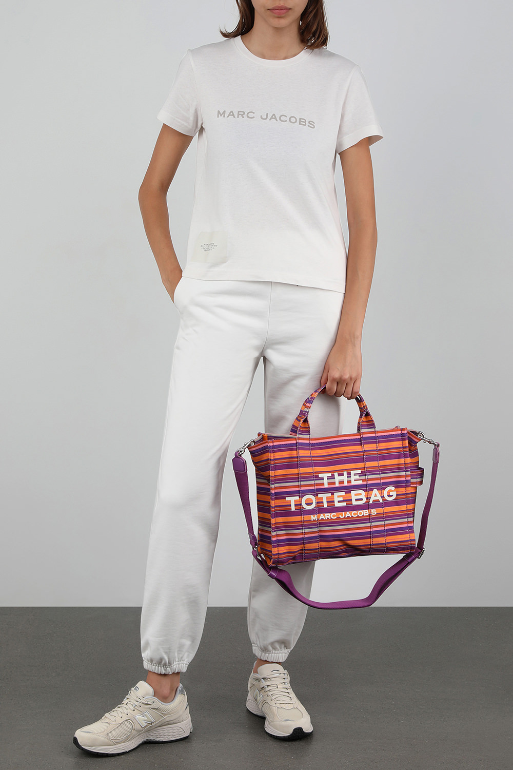 מכנסי טרנינג לבנים